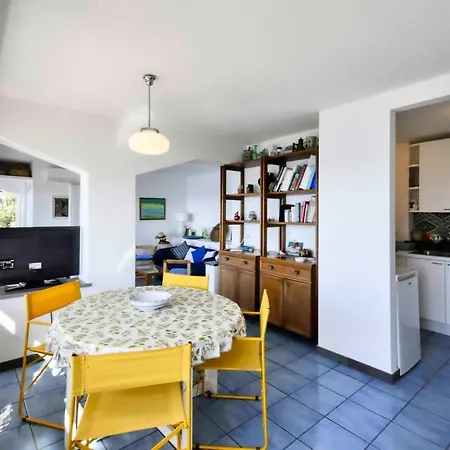 Casa Leyla Holiday home